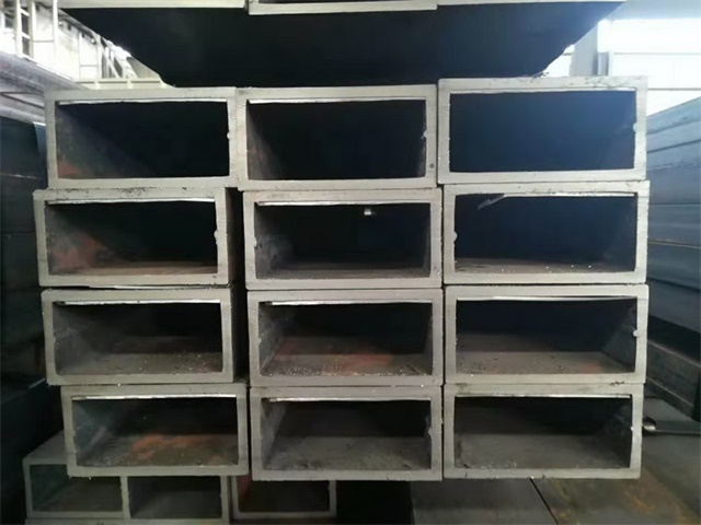 大兴安岭Q355B无缝矩形方管
